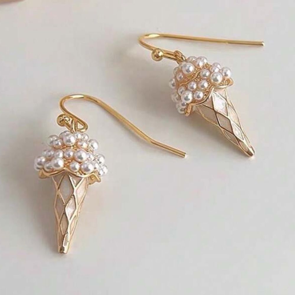 Elegant Gold Pearl‎ Ice Cream Cone Earrings - Picture 5 of 10